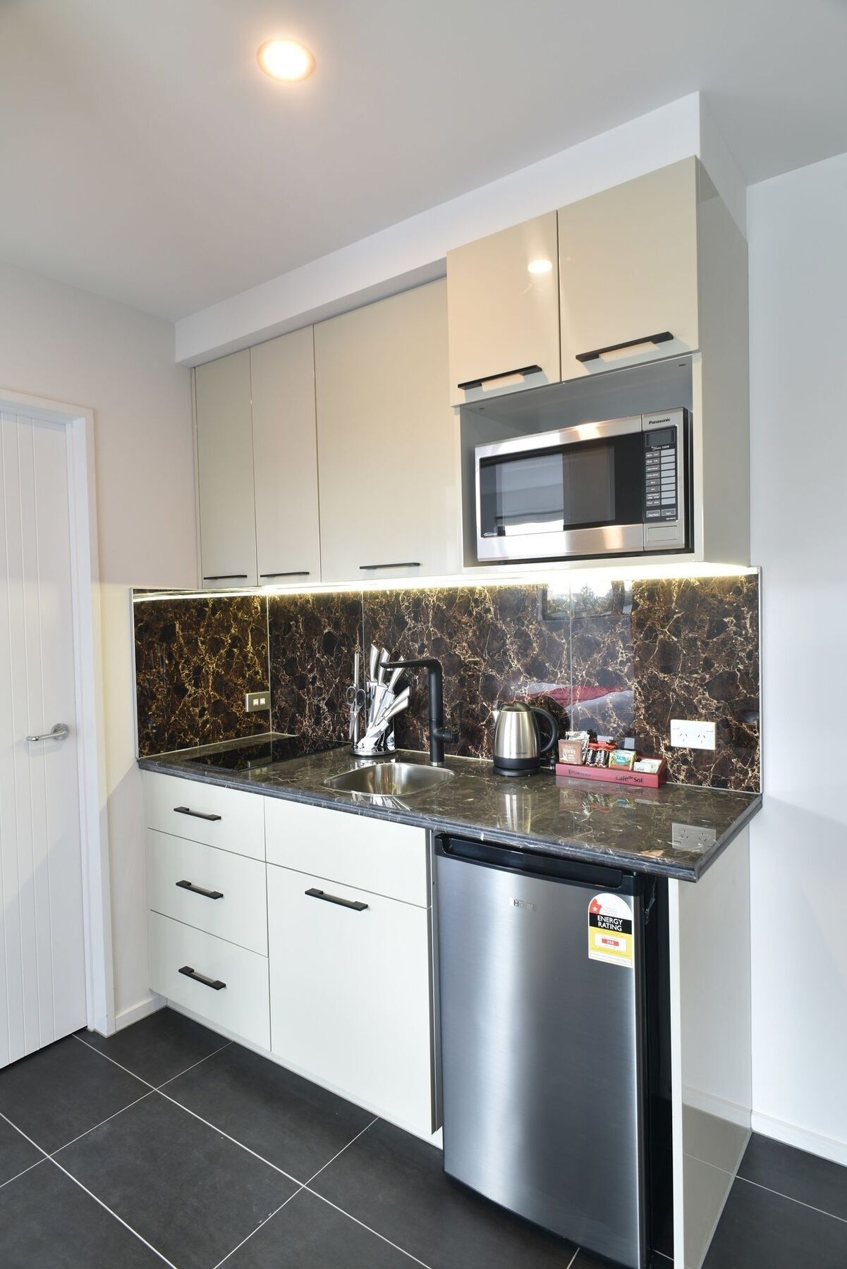 Bealey Plaza Motel Christchurch Extérieur photo A modern kitchen